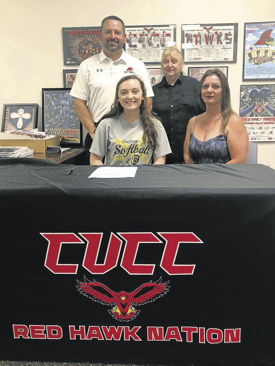 Red Hawks add Goble, Arboleda to softball program